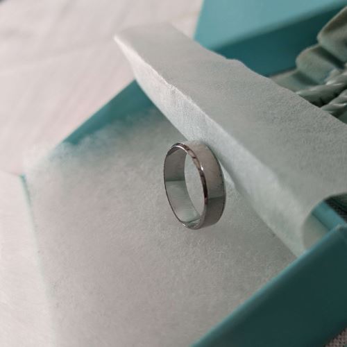 ティファニーリング