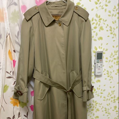 トレンチコート