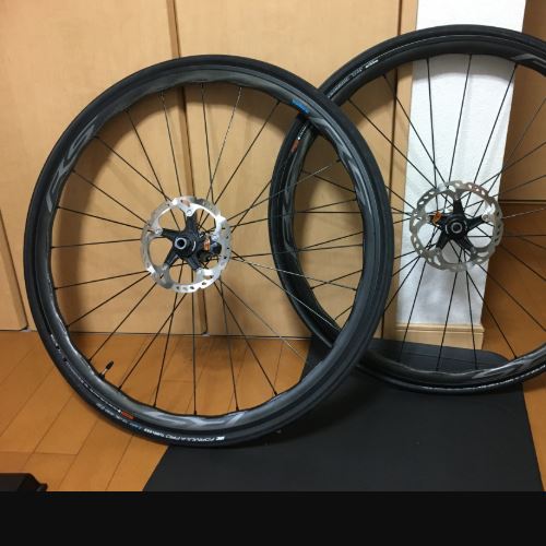 自転車ホイルシマノWH-RS770-C30、SM-RT81、IRC28Cタイヤ付