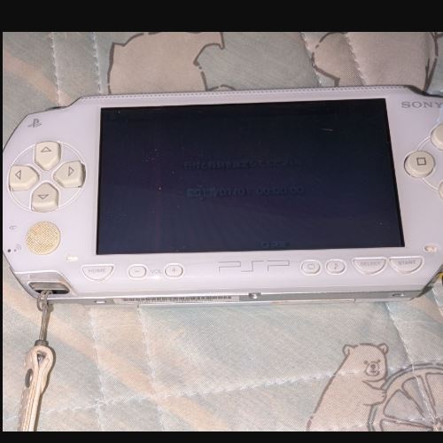 PSP1000 セラミックホワイト