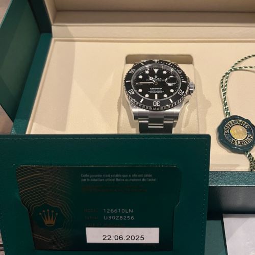 サブマリーナデイト