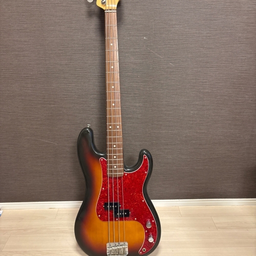フェンダージャパン　プレジションペース