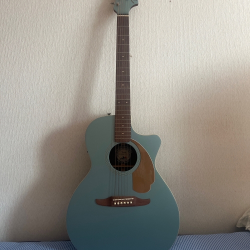 Fender Newporter Player Ice Blue Satin