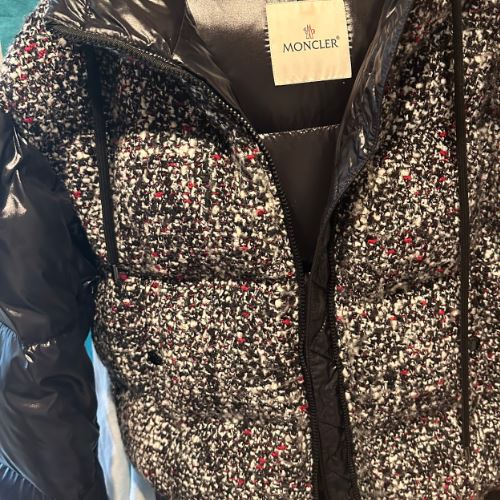 モンクレール　ルニオ