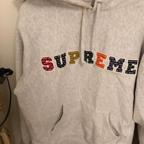 supreme2019aw パーカー