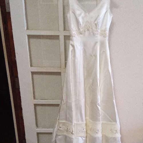 ワタベウェディングドレス