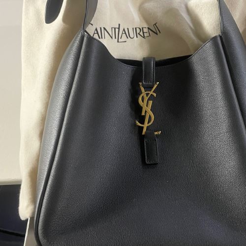 イブサンローラン