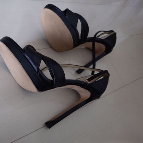 ジミーチュウーパンプス