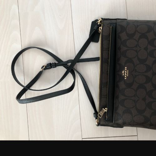 COACHショルダーバッグ