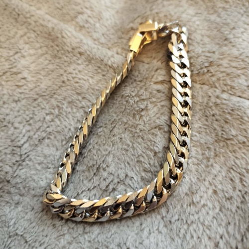 田中貴金属k18＆pt850ブレスレットの画像