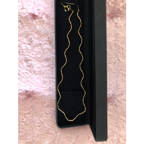 18金イエローゴールド　デザインネックレスの画像