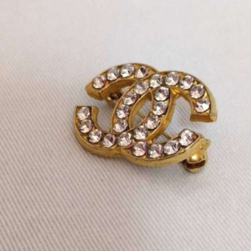 シャネル　ブローチ