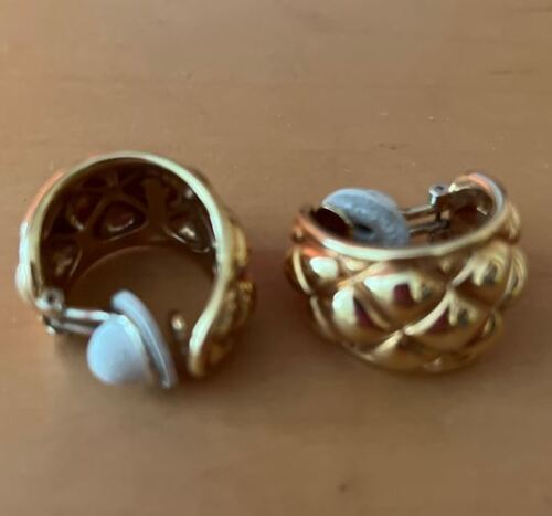 ショーメイヤリング