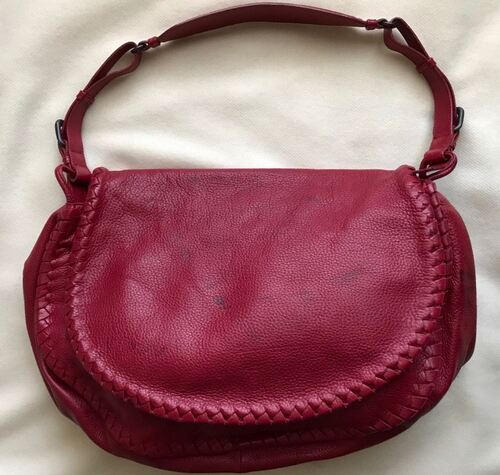 イントレチャート　ショルダーバッグ　レッド　245904