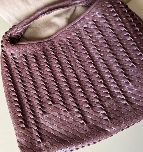 イントレチャート ホーボーバッグ