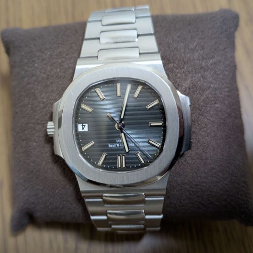 パテックフィリップ ノーチラス 5800/1A-001