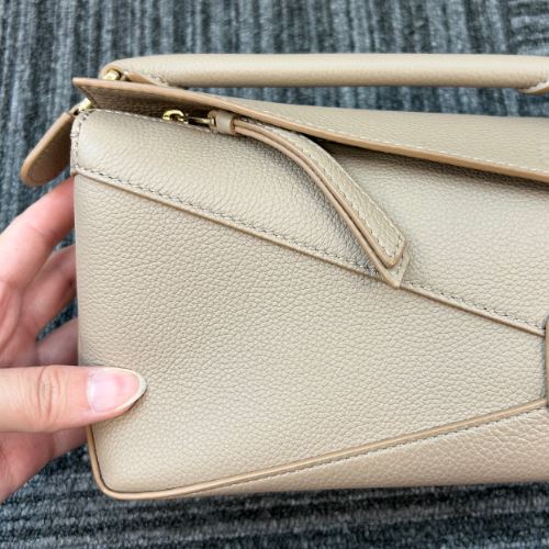 ロエベ puzzle ミニ