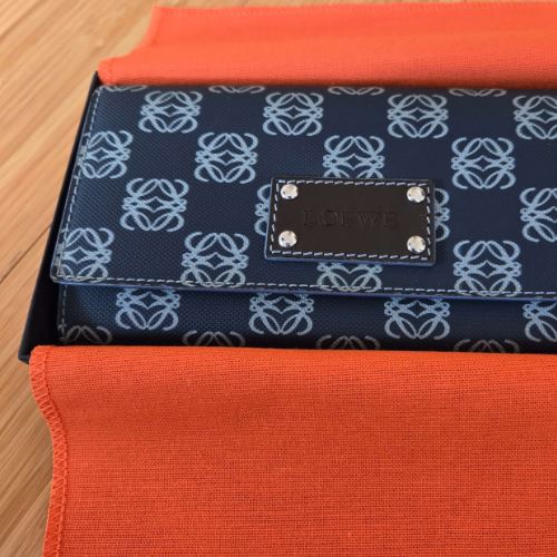 ロエベ　長財布