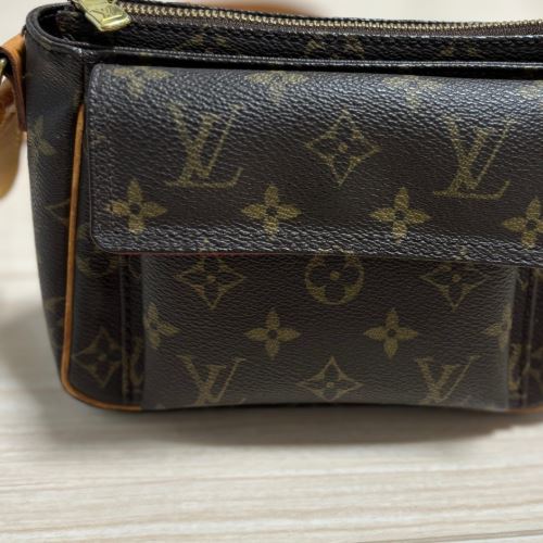 ルイ・ヴィトン　ヴィバシテ　M51165