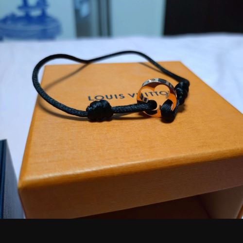 ルイ・ヴィトン　金ブレスレット