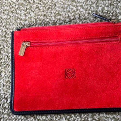 ロエベ　まちなしポーチ