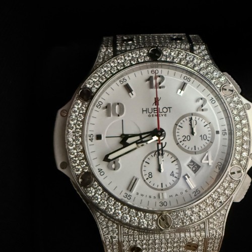 ビッグ・バン スチール ホワイト パヴェ