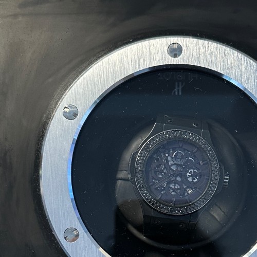 ウブロ ビックバン HUBLOT アエロバン オールブラックダイヤ 311 CI 1110 RX 1100