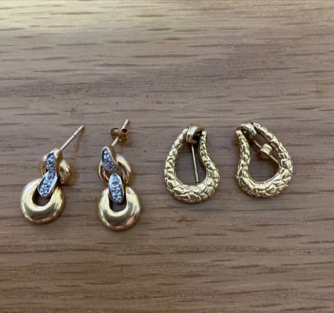 ピアス