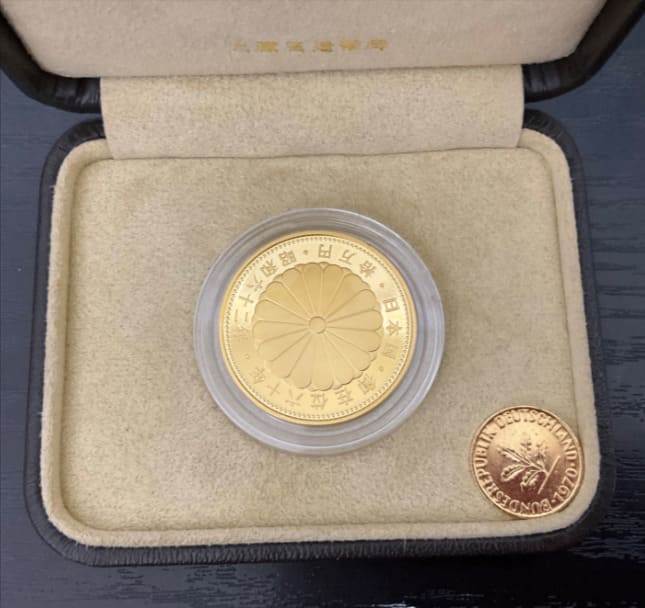 天皇陛下在位60年記念硬貨
