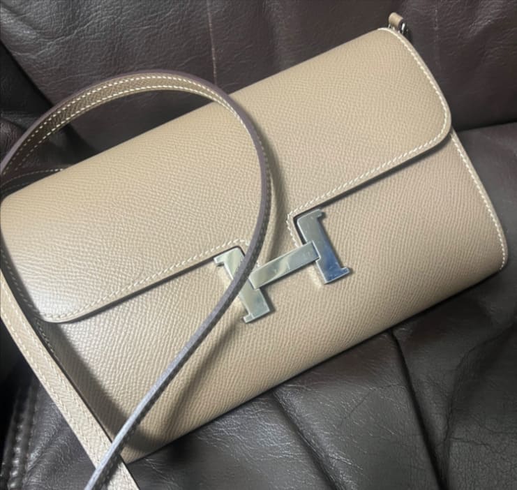 コンスタンストゥゴーエトュープ