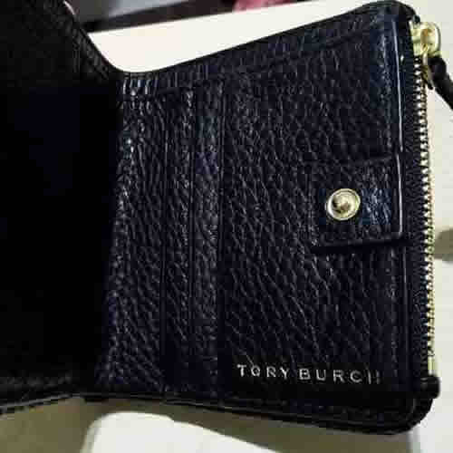 トリーバーチ2つ折り財布