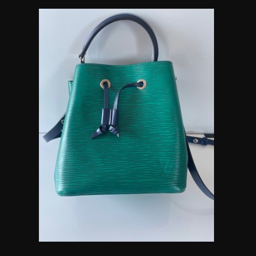 ルイヴィトンネオノエBB