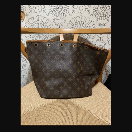 ルイヴィトンプチノエ