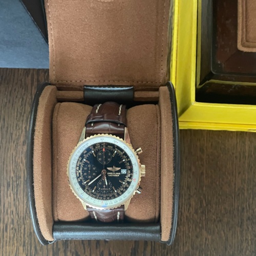 ブライトリング ナビタイマー R1332