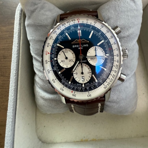 ブライトリング ナビタイマー B01 クロノグラフ4