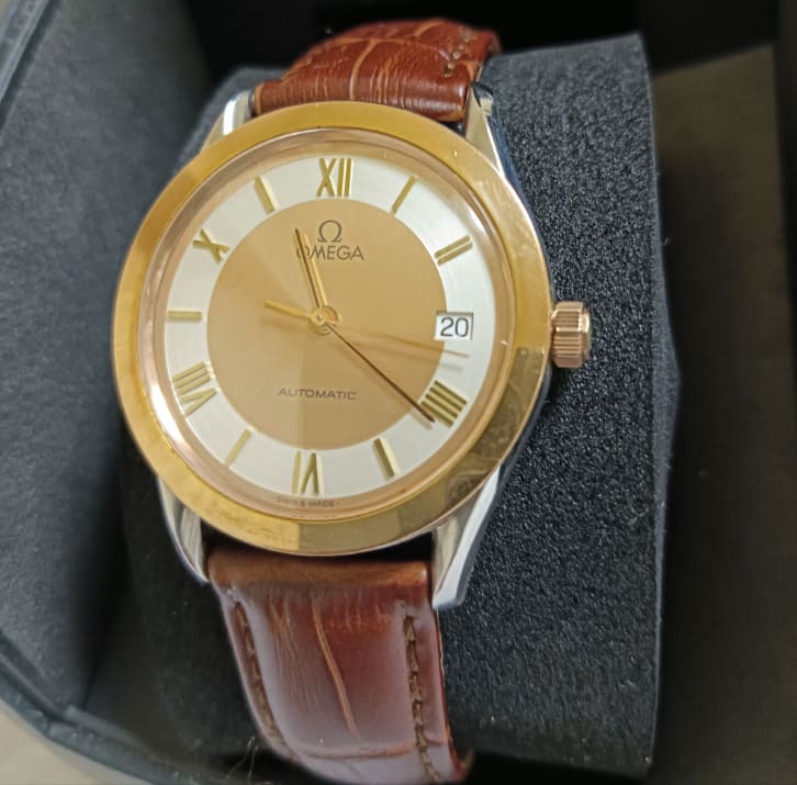 OMEGA　K18ピンクゴールド無垢ベゼル&尾錠　自動巻き