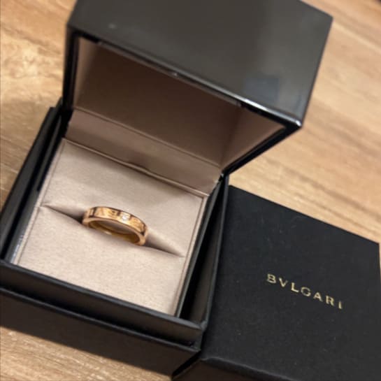 ブルガリ　ピンクゴールドリング　ワンポイントダイヤ