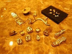 金歯 純金６５ｇ