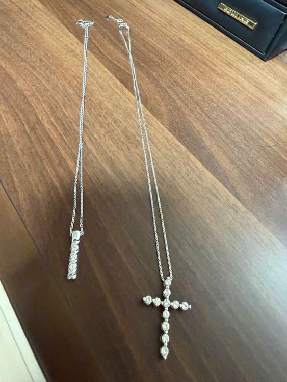 ホワイトゴールドダイヤモンドネックレス