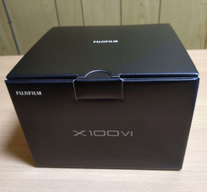 FUJIFILM X100VI　シルバー
