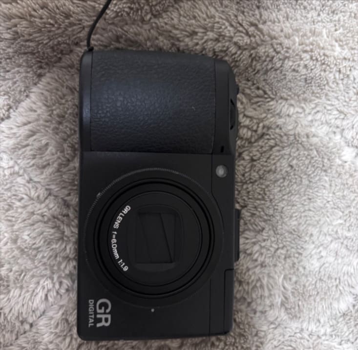 RICOH GR3