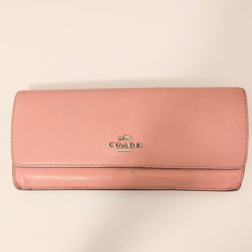 コーチ財布ピンク