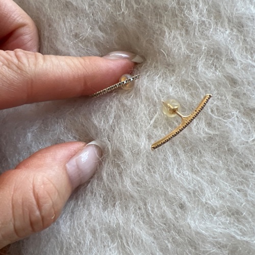 ヒロタカ ピアス 10金