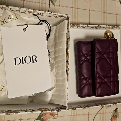 Dior　ラムスキン　財布