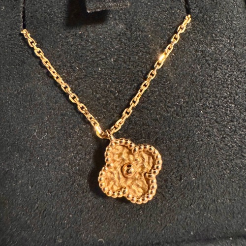 ヴァンクリーフ＆アーペル スウィート アルハンブラ ペンダント K18PG