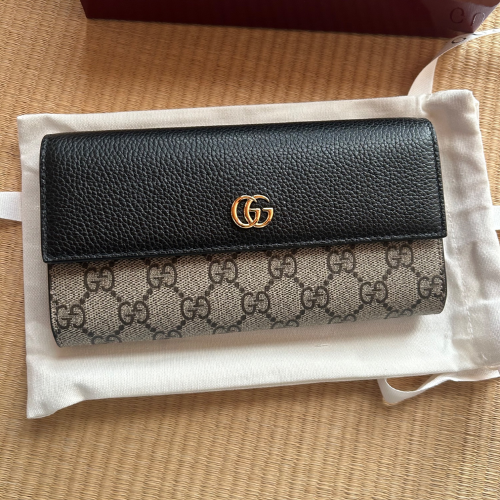 GUCCI 長財布