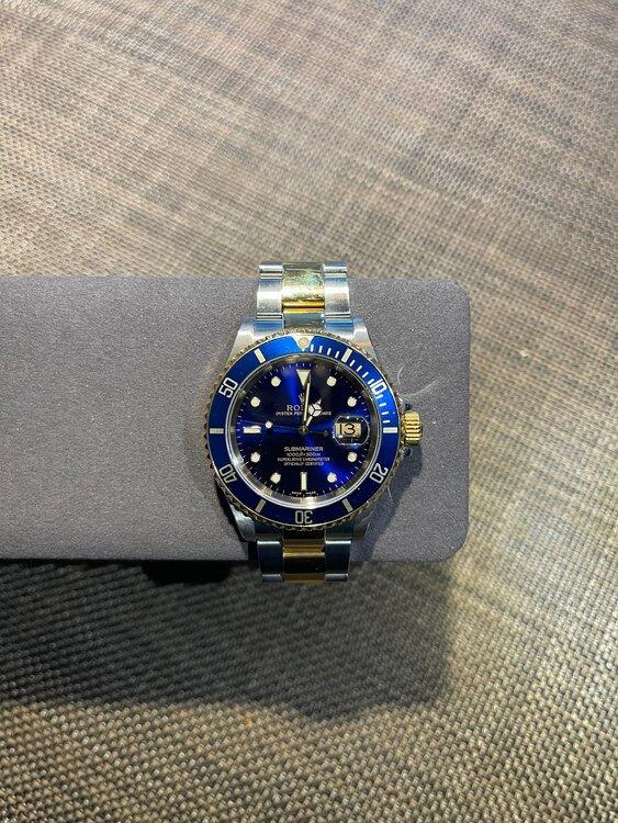 ロレックスサブマリーナー