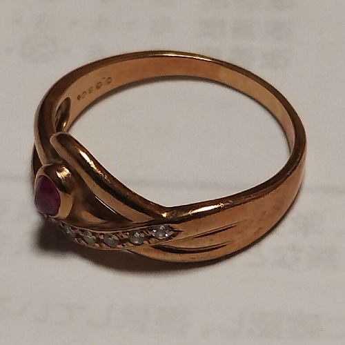 18金ルビーリング