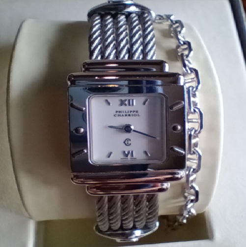 フィリップシャリオール サントロペ スクエア