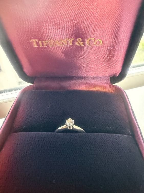Tiffany婚約指輪